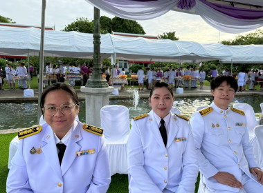 พิธีทำบุญตักบาตรเพื่อถวายเป็นพระราชกุศล ... พารามิเตอร์รูปภาพ 15